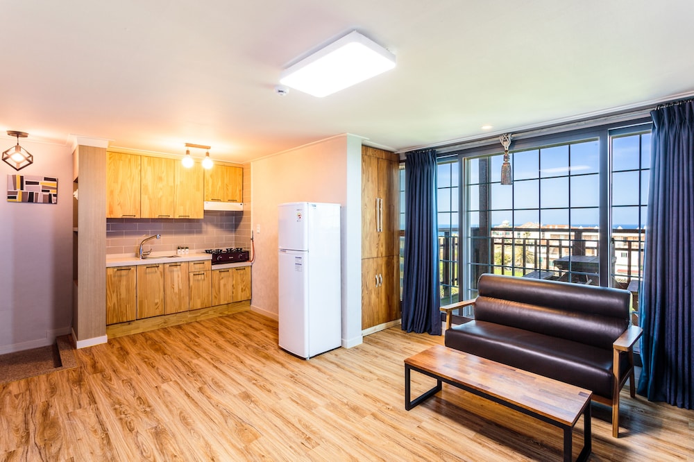 Beachscape Pension