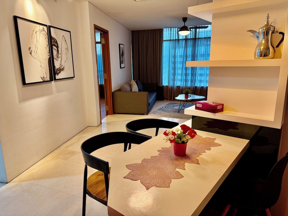 Vortex suites klcc