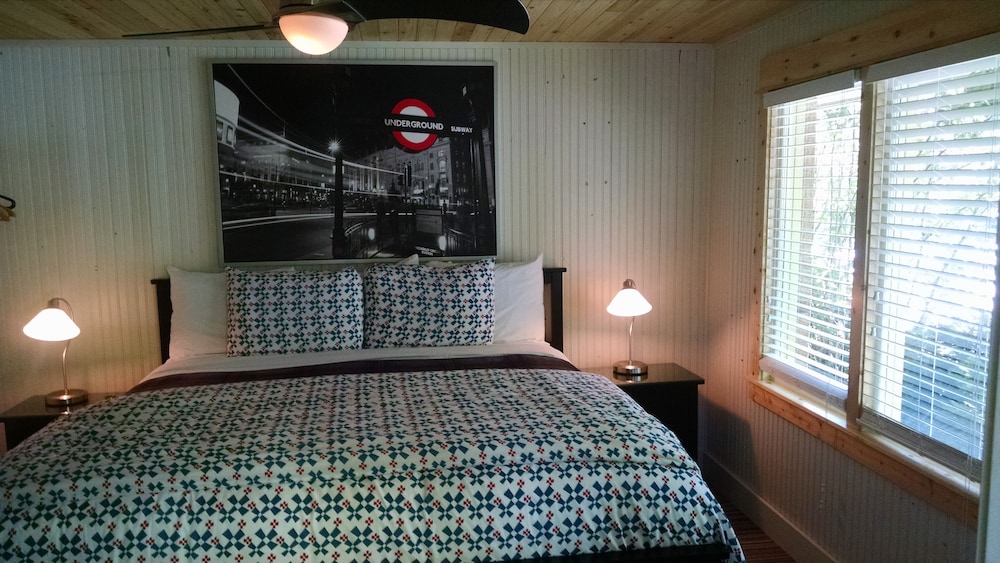 The Saugatuck Retro Resort Motel - Property Image 22