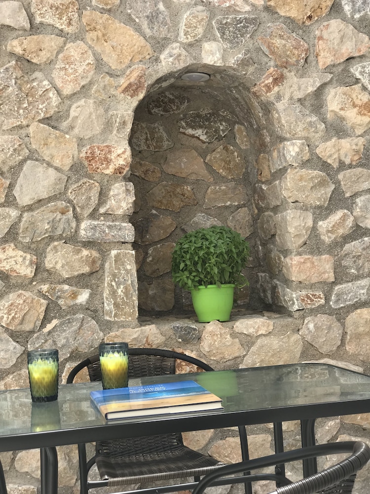 Elia Residences Santorini