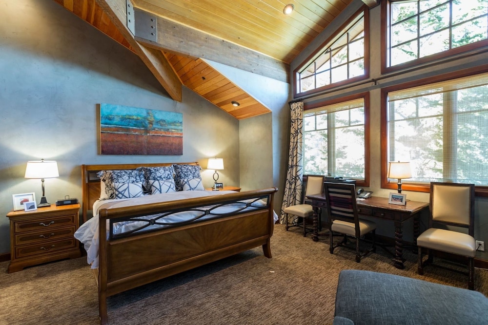 Stag Lodge at Deer Valley Resort - Four Bedroom Residence with Spa #33 4 Condo