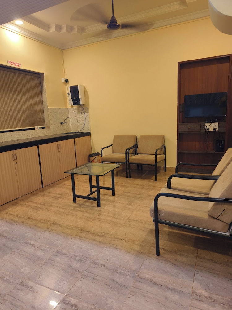 shradha luxury room