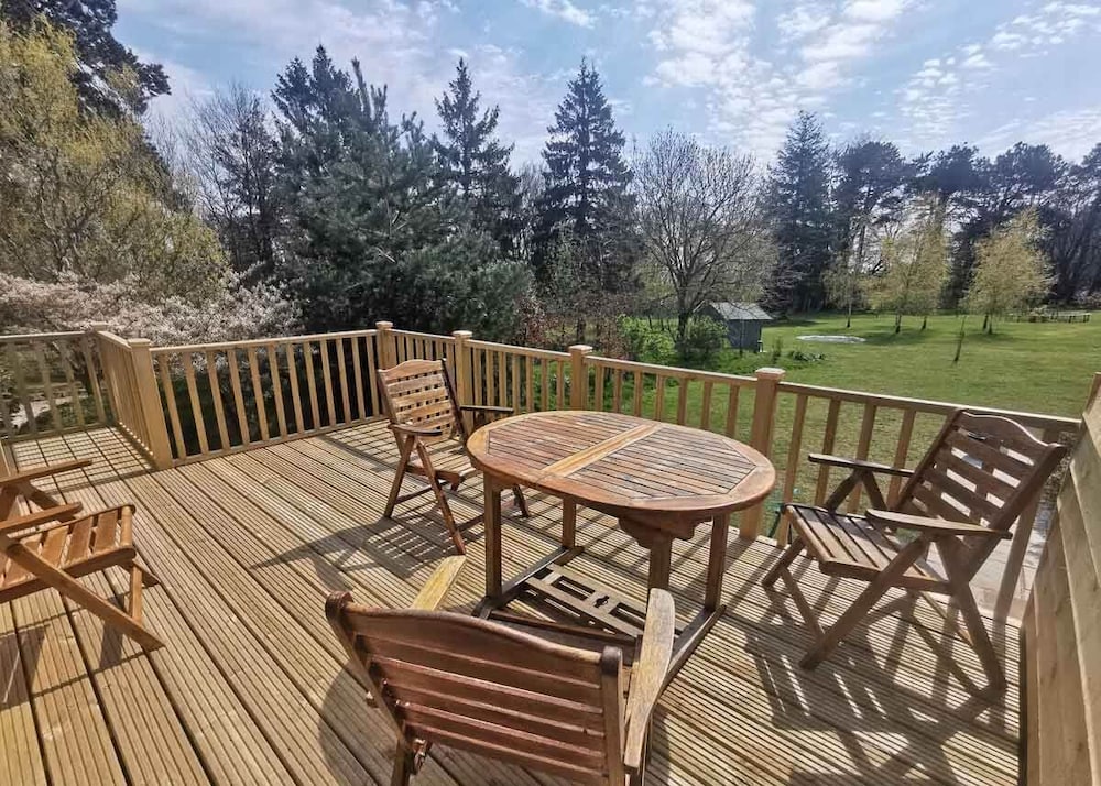 Hayne Barn Estate - Private Estate : 6 Eco Lodges - 1 Studio