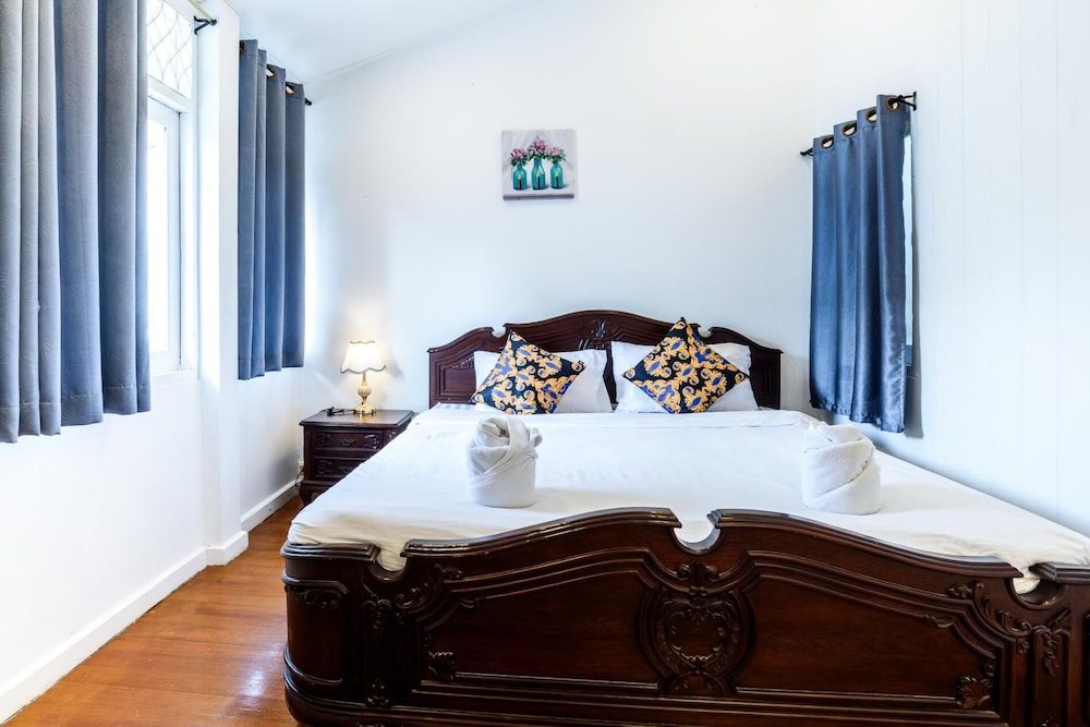 Cozy 6BR Pool Villa Close to Beach CP6