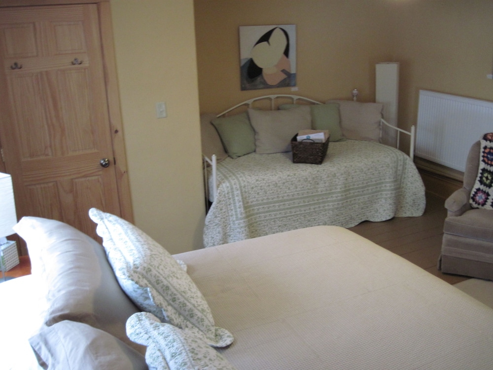 Artha Bed and Breakfast