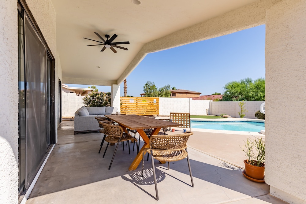 Western Hills-private Pool-putting Green-games & More!