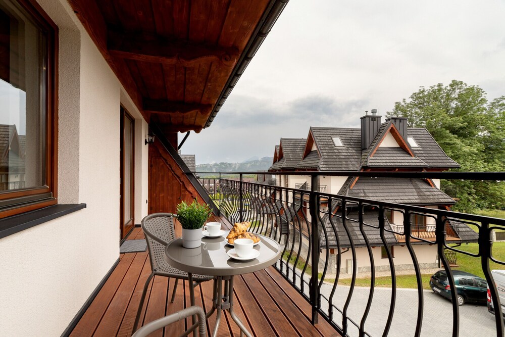 Premium Mountain Apartments Zakopane view 5