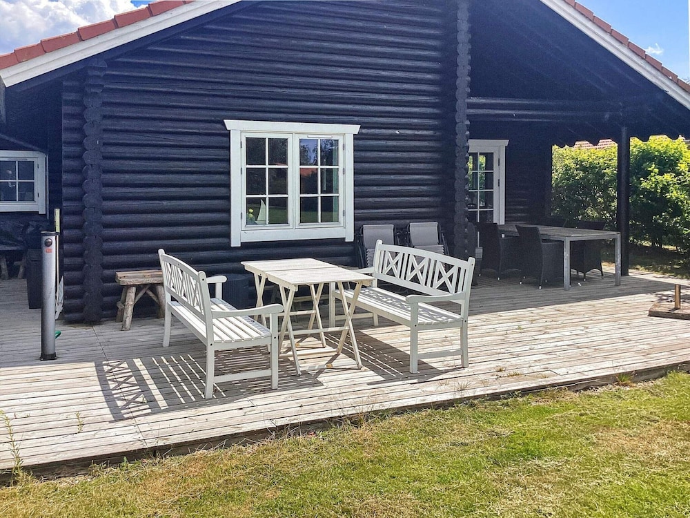 10 Person Holiday Home in Vaeggerlose-by Traum