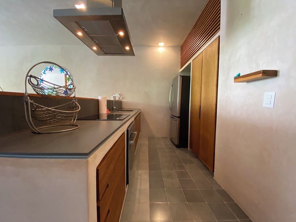 Sabor a Miel: Steps from the Beach & 5th Avenue