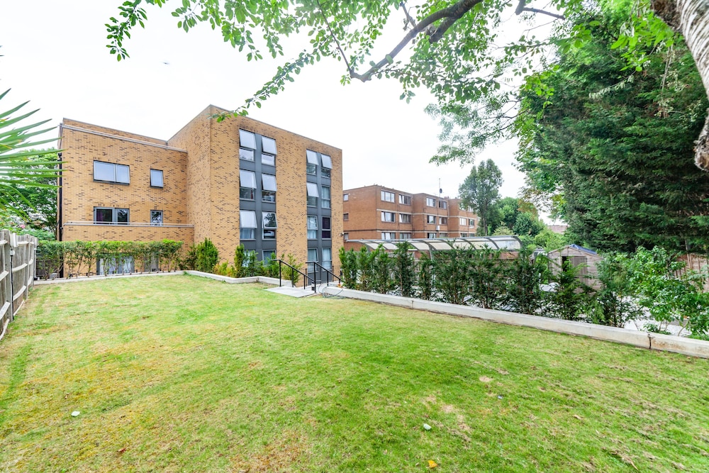 Camden Prime Apart Hotel