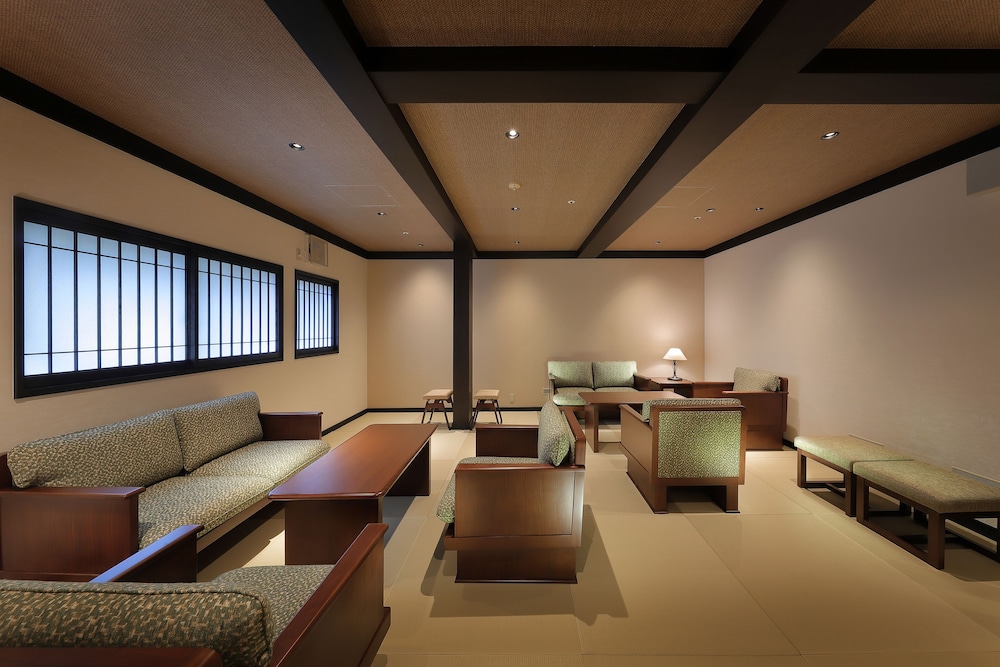 Omiya Ryokan