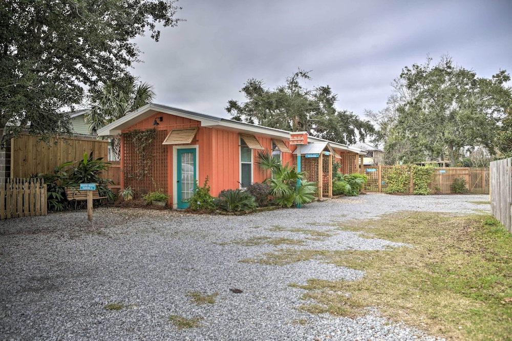 Old Town Getaway, Walk to Shopping, Dining, & Bay!
