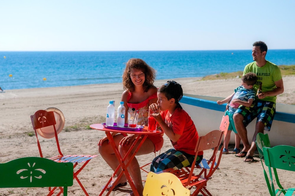 Le Village Des Isles