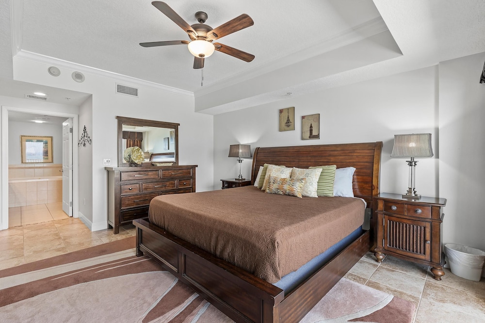 Sanibel 1104