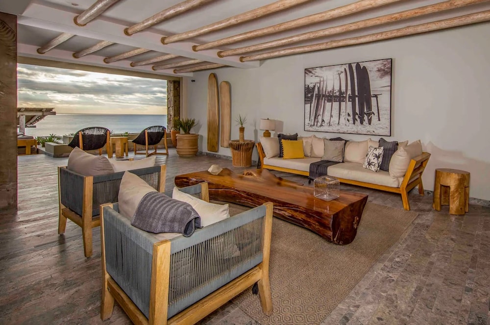 3BD Soleado Ocean Views Pool Resort Beach