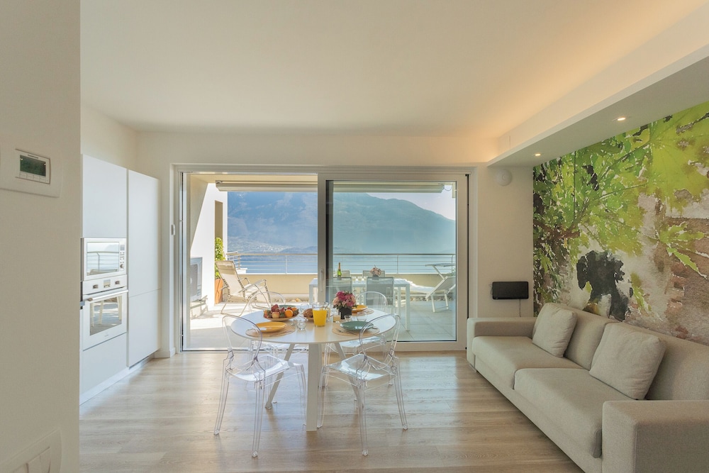 Valarin Luxury Apartments & Wellness by Rent all Como photo 5