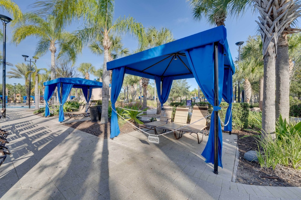 Private Backyard Oasis: Solterra Resort Condo