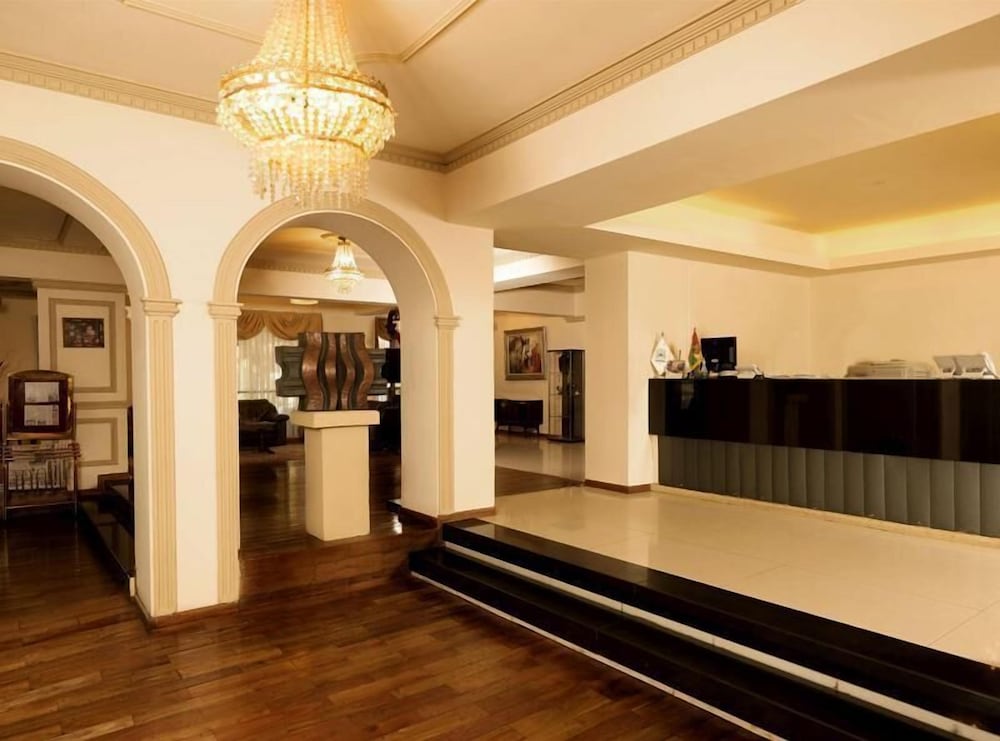 Hotel La Colonia