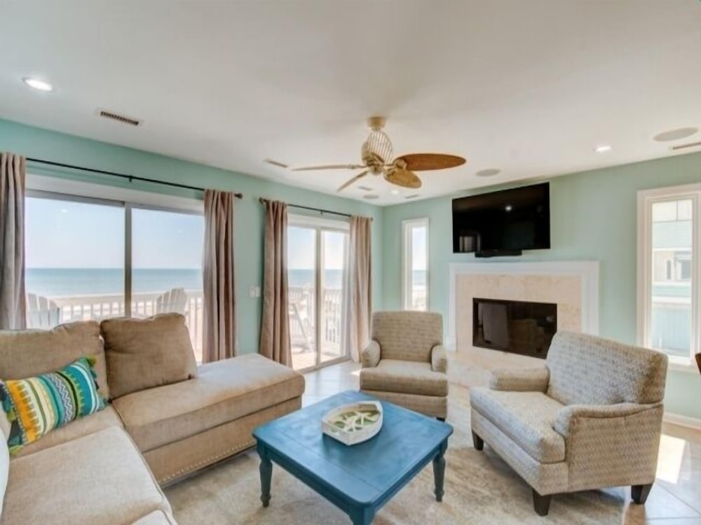 Sweet N Salty 3 Bedroom Townhouse