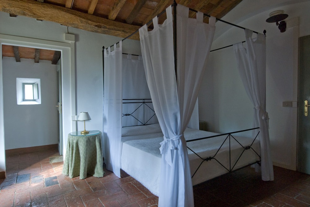 Antico Casale di Montegualandro & Spa view 4