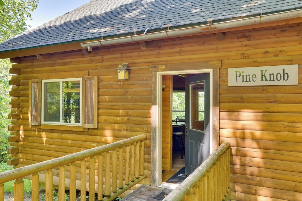 'pine Knob' Cabin w/ Snowy Bluff Views in Mindoro!