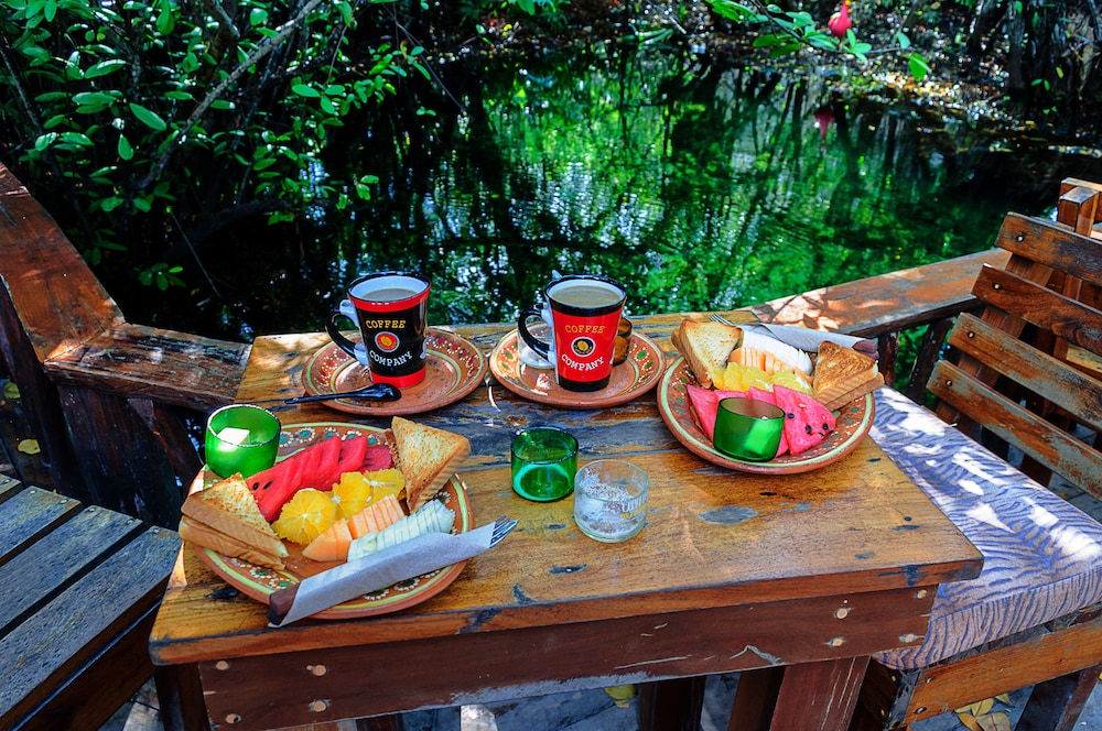 Cancun Vacations - Bambu Gran Palas Hostel Party - Property Image 13