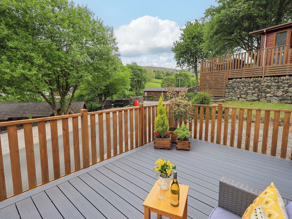 Hollytree Lodge