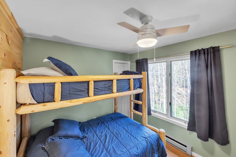 Lies 18n - Cozy & Scenic Mountain Retreat 3 Bedroom Townhouse by The Summit at Gore Mountain