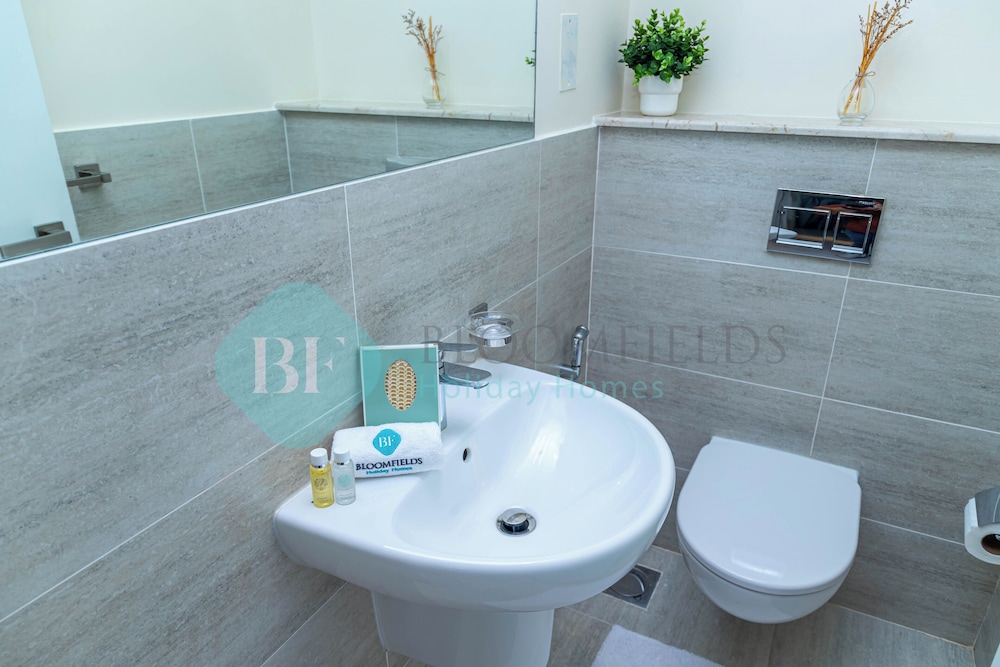 Bloomfields Grandeur 2BR in Oasis Masdar