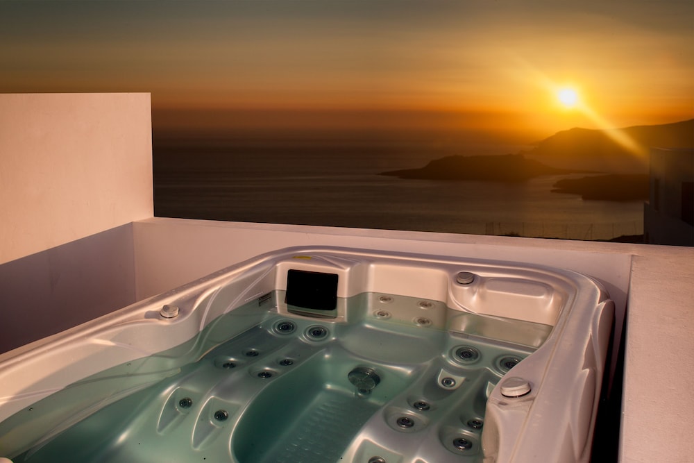 May Seven Santorini
