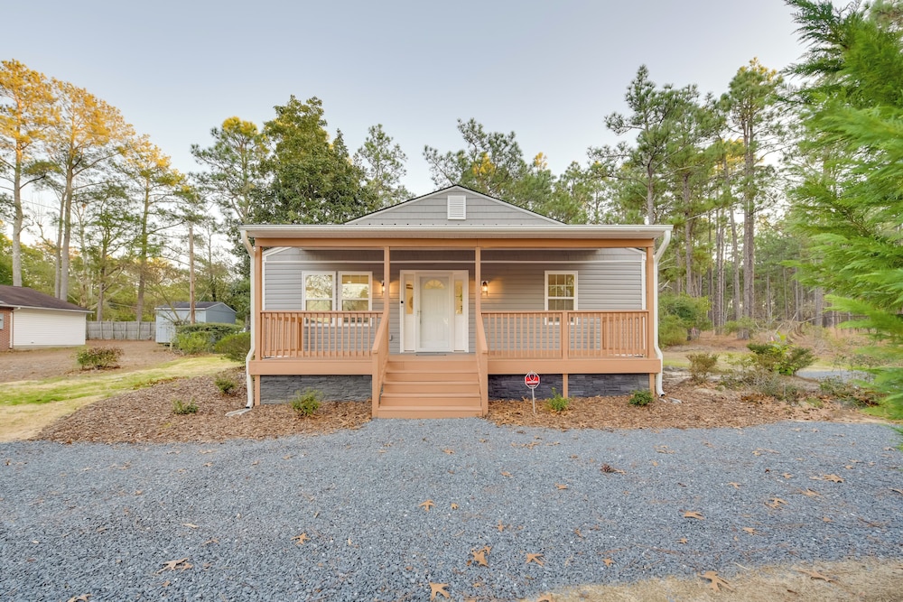 'sandhills Sanctuary' Home Near Golfing!
