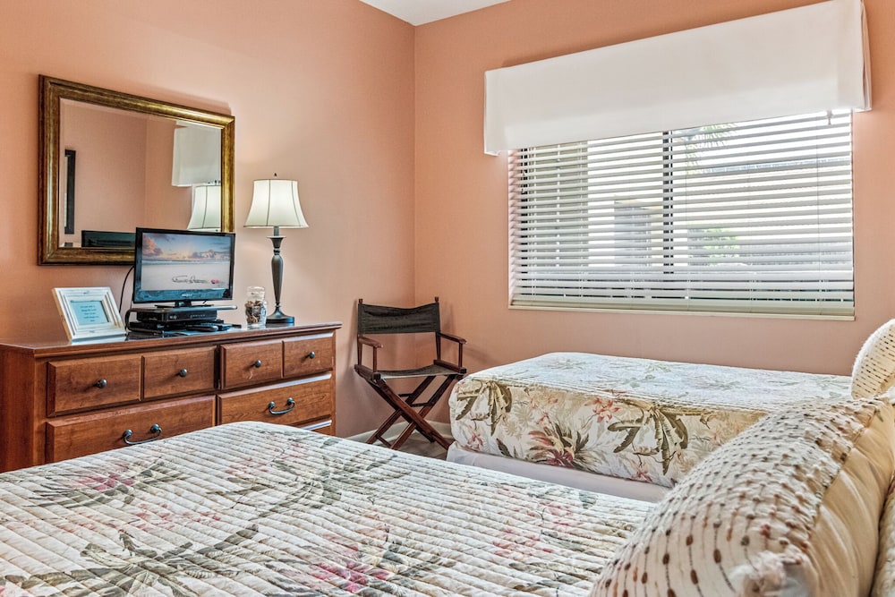 Romar House by Southern Vacation Rentals