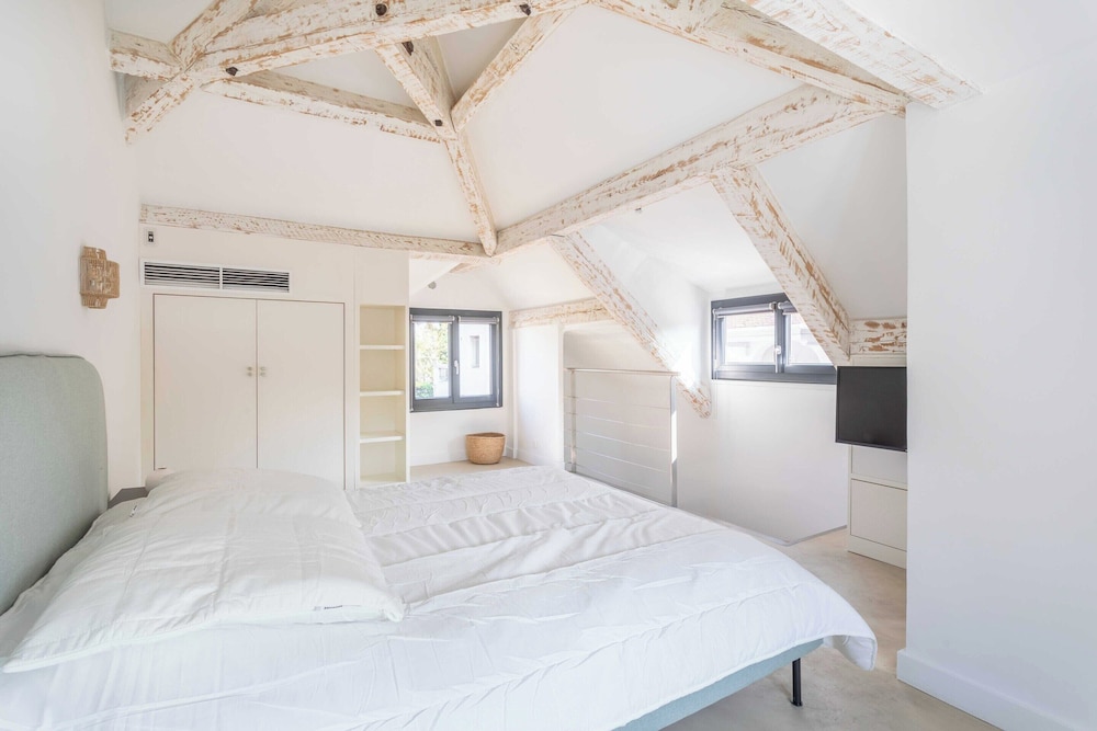 Charming Small Private House - Marseille 8th view 2