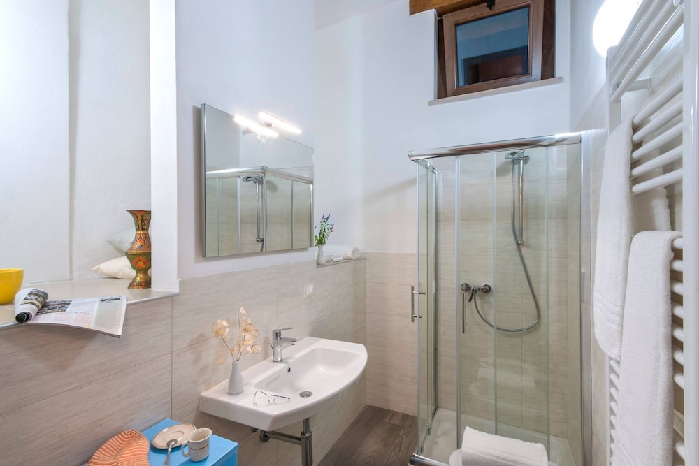 Acquanera 6 2 by Marche Holiday Villas