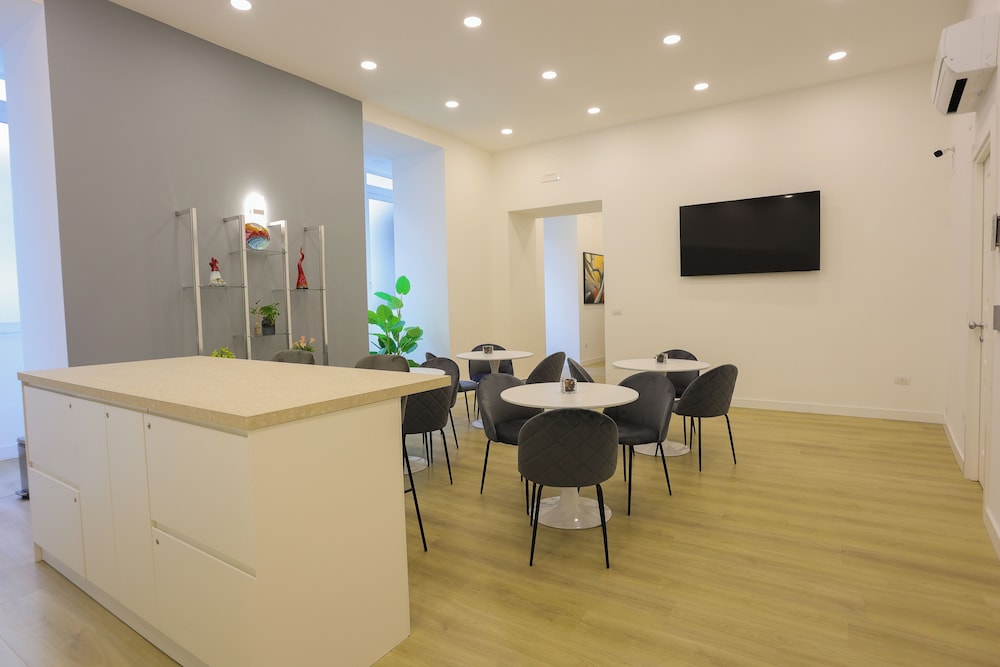 Elysium Relais