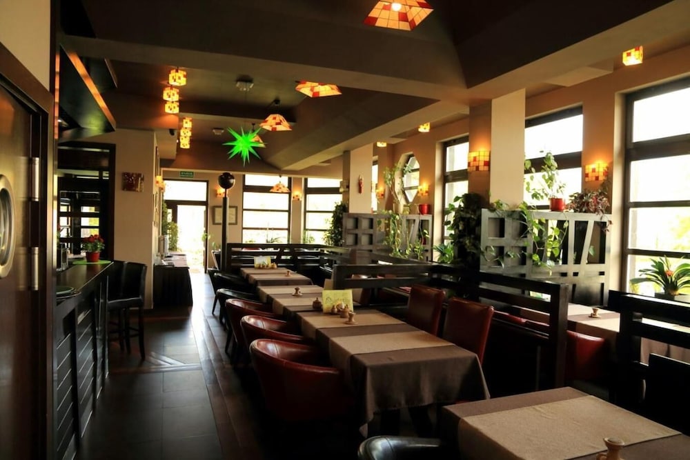 Hotel Sudetia - Property Image 2