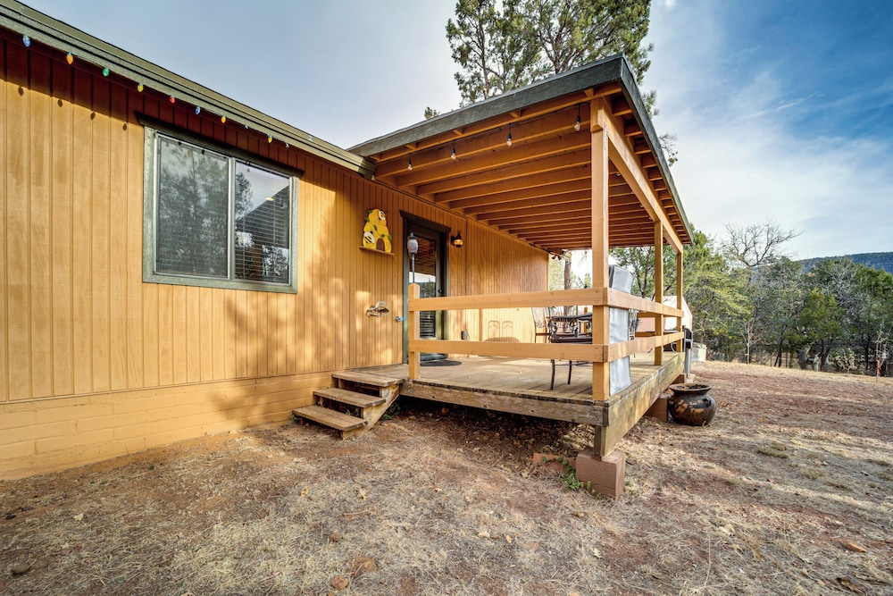 Outdoor Entertainment Spaces: Remote Pine Home!