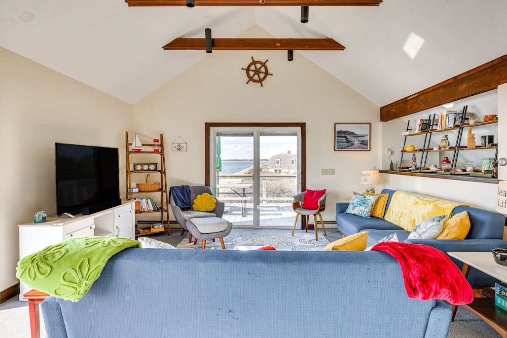 Eastham Beach House w/ Bay Views & Beach Access!