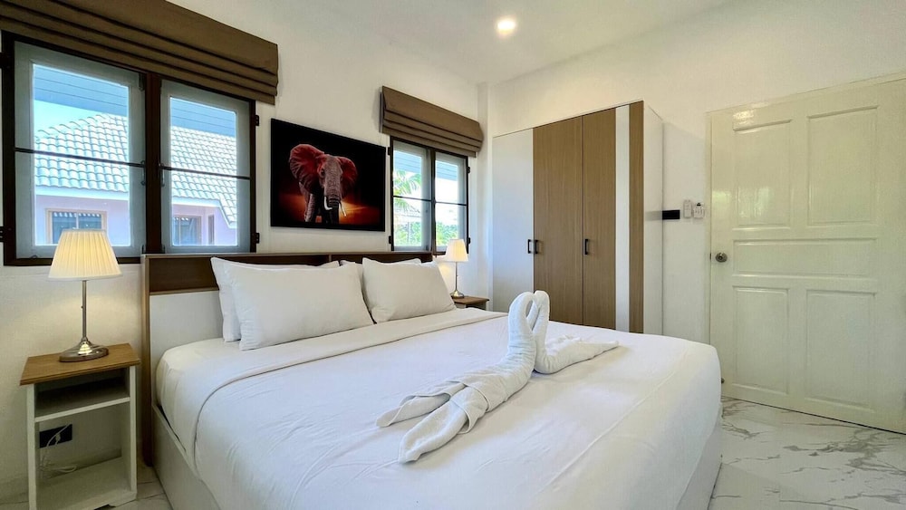 Khaolak Pool Villa With 3 Bedrooms