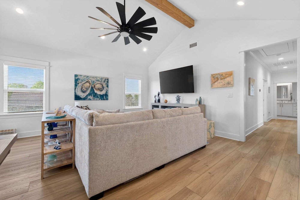 Bayou Bay Breeze 4 Bedroom Home