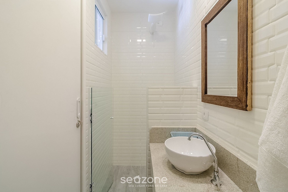 5BR House w/ Gourmet Area 400m From Beach Rfi0316
