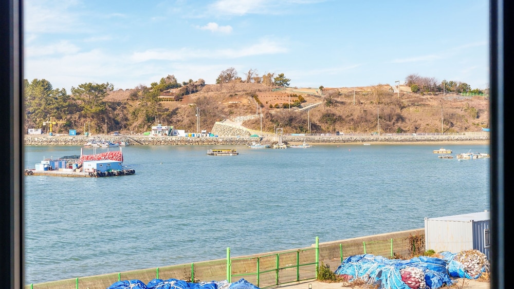 Yeosu Porrr Ocean View Pension