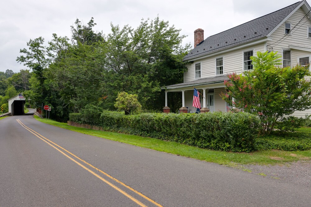 Historic Erwinna Vacation Home Near Delaware River view 5
