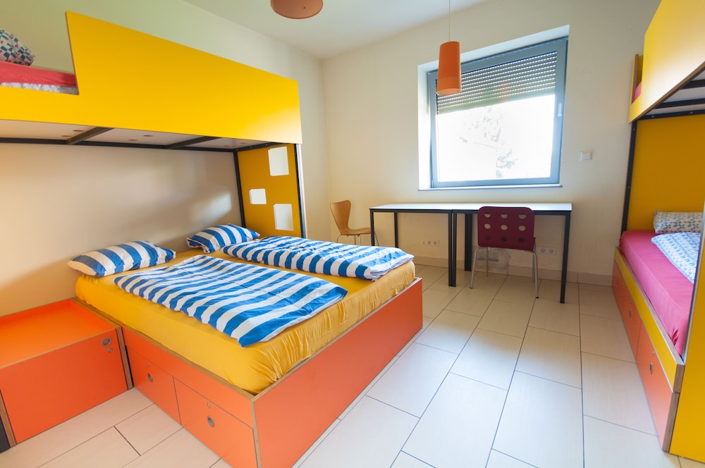 Simbol Rooms - Hostel