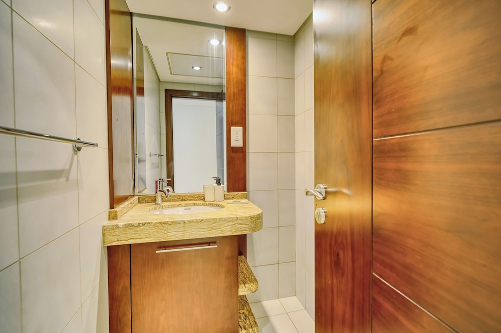 PVH - Inviting 1BR - Burj Views