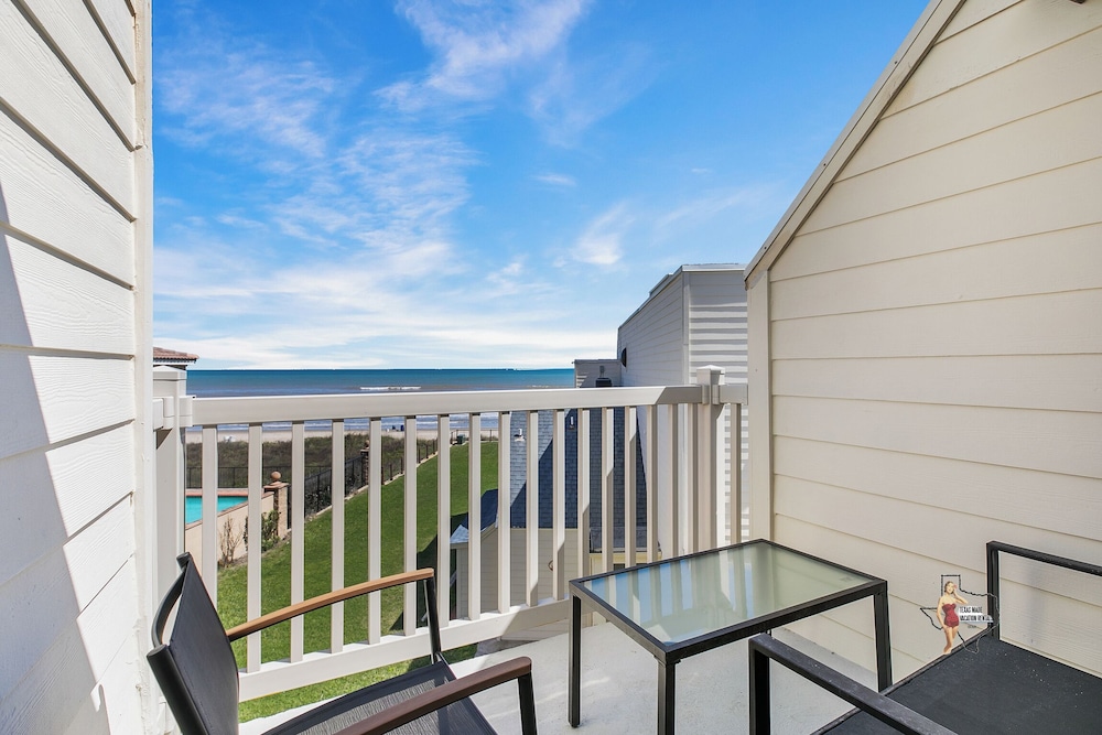 Bahia Mar Solare Resort Condos
