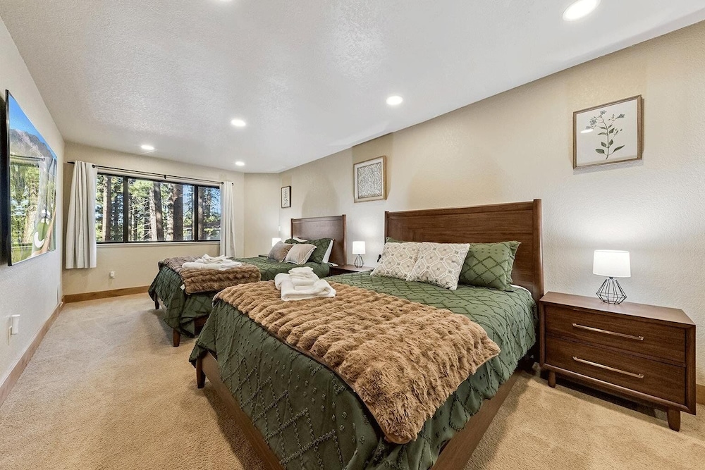 1192 Timber Lane 4 Bedroom Home