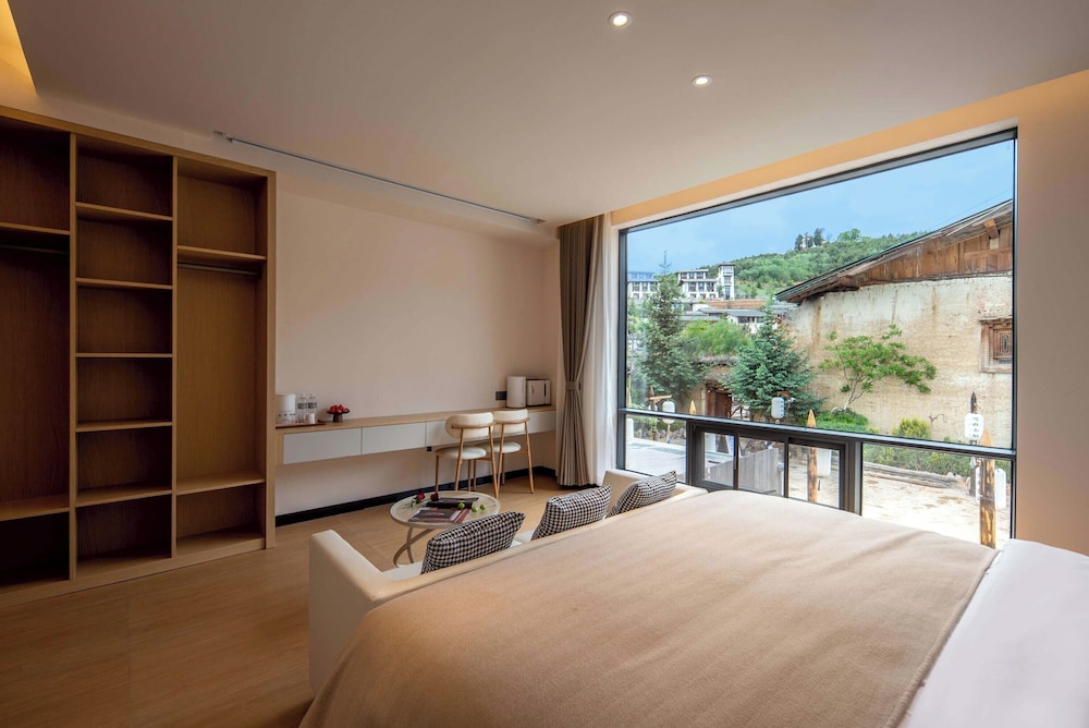 Xuejian Homestay