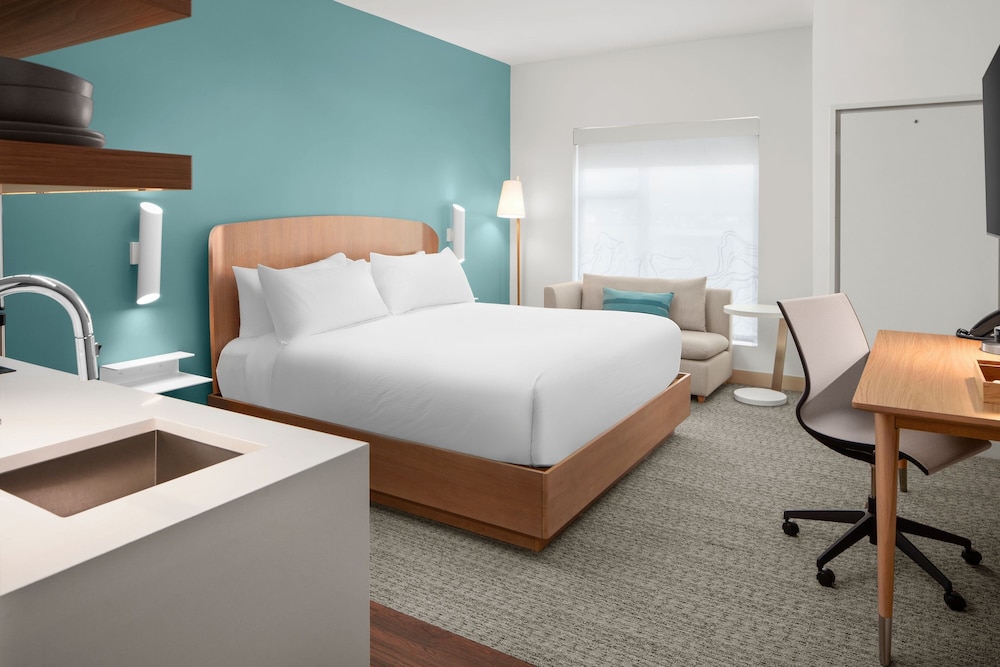 Fort Myers Vacations - Element Charlotte Uptown - Property Image 19