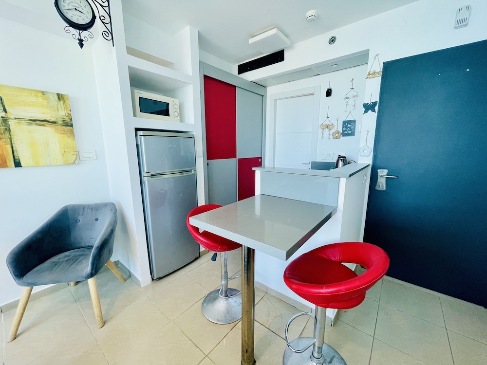 Carmel Holiday Apartments